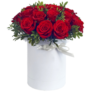 Czerwone Róże W Pudełku Z Zielonym Dodatkiem Box Zawiera 15 Różyczek